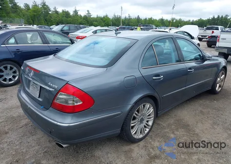 2008 Mercedes-Benz E 350 4Matic z USA, uszkodzony, nr VIN WDBUF87X98B284275